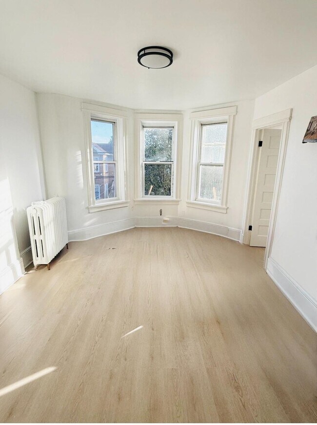 Building Photo - 223 72nd St