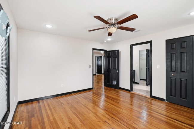 Building Photo - 1808 Chestnut Ave