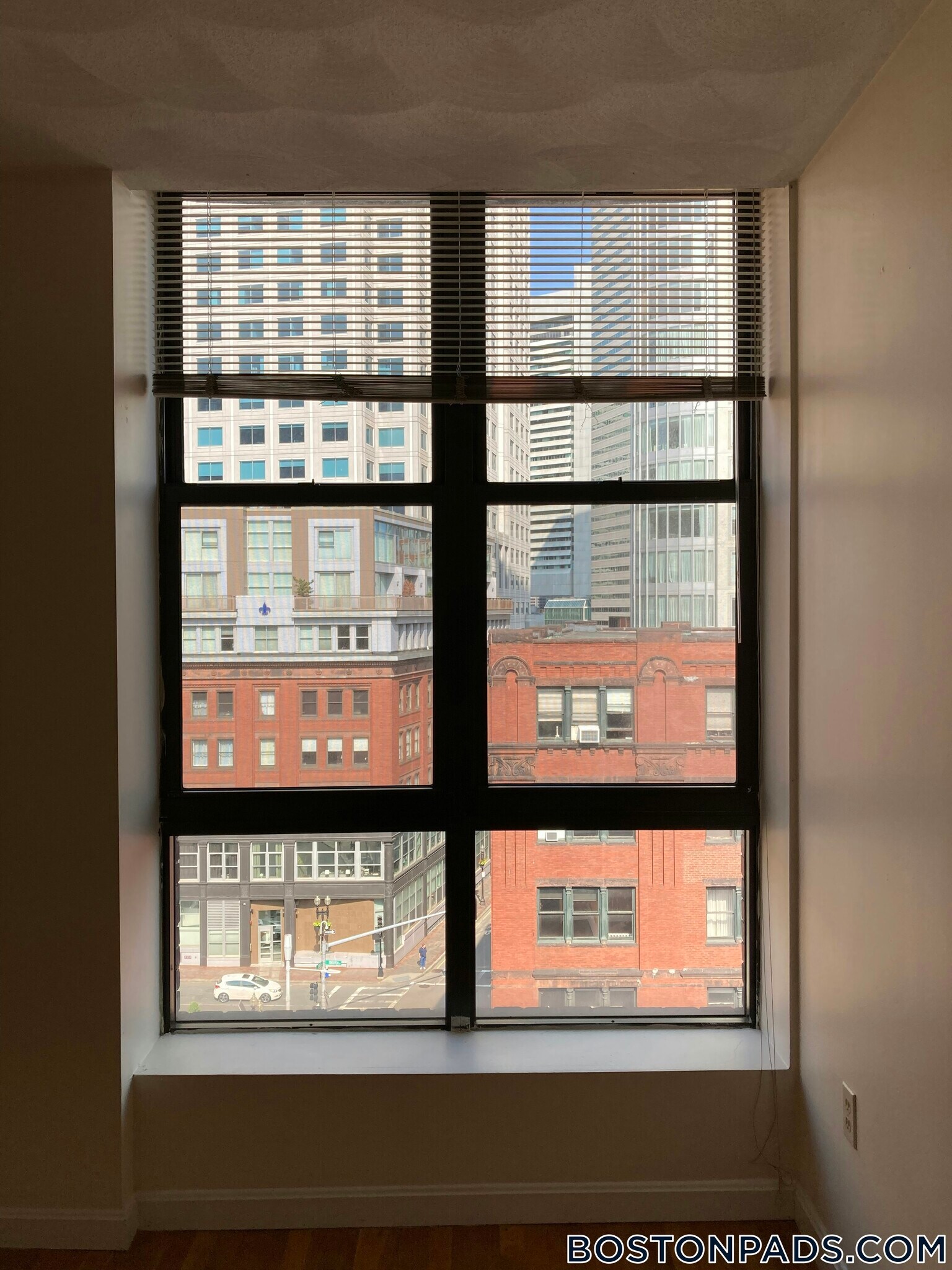 Building Photo - 81 Essex St