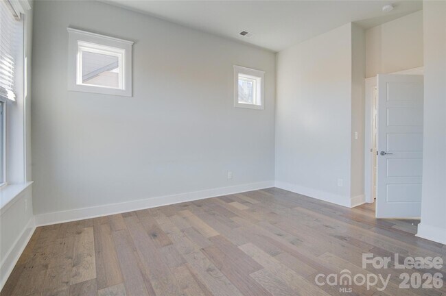 Building Photo - 5939 Ardrey Kell Rd