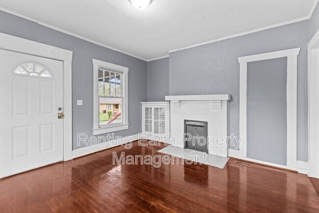 Building Photo - 2335 20th Place Ensley