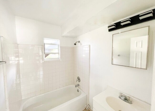 Building Photo - 3100 Orange Center Blvd