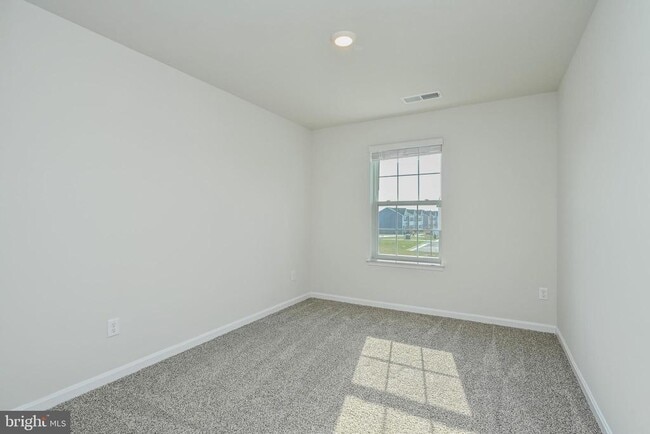 Building Photo - 157 Schyrock Dr