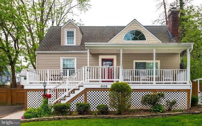 Building Photo - 5106 25th Pl N