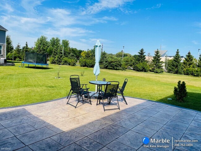 Building Photo - 4 br, 2.5 bath House - 7799 Ryder