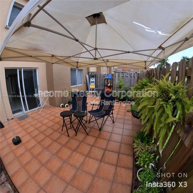 Building Photo - 13165 SW 64th Terrace