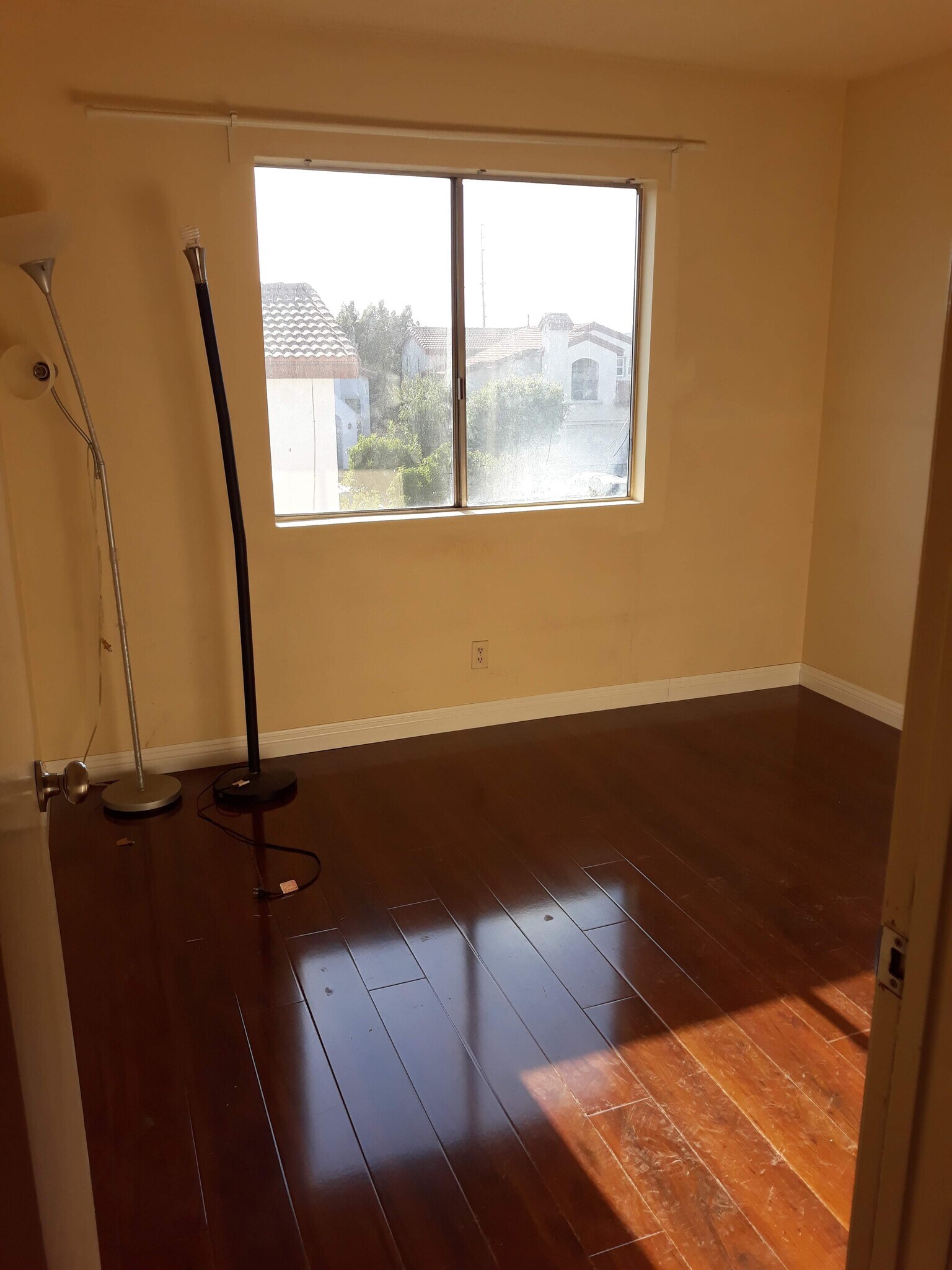 Building Photo - 11052 Lower Azusa Rd