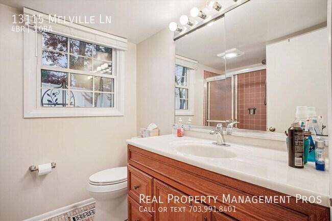 Building Photo - 13115 Melville Ln