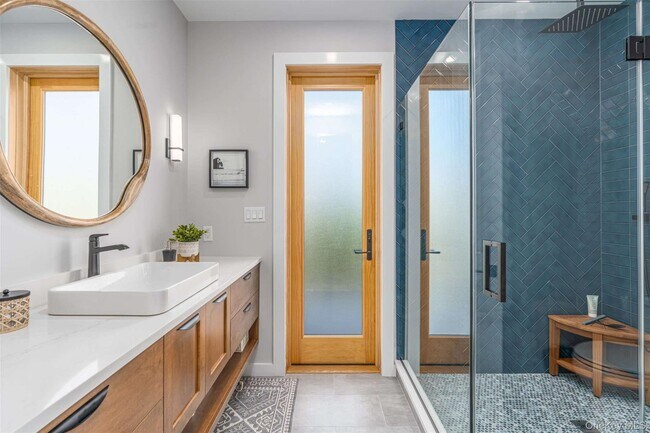 Building Photo - 4 Atlantic Ave