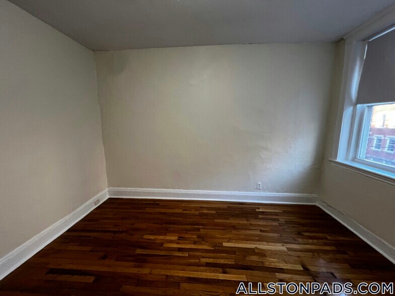 Building Photo - 109 Brainerd Rd