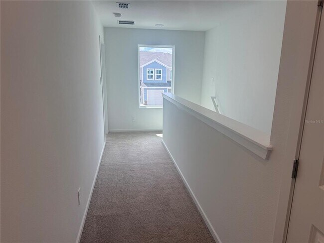 Building Photo - 1562 Plank Pl