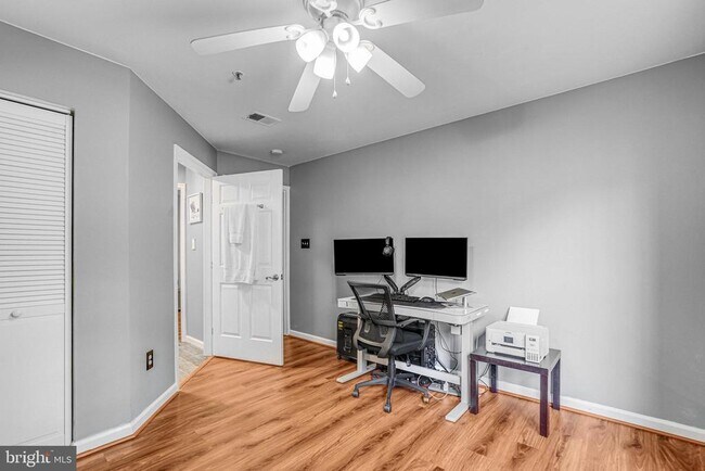 Building Photo - 7501 Calderon Ct