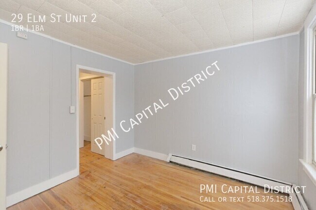 Building Photo - 29 Elm St