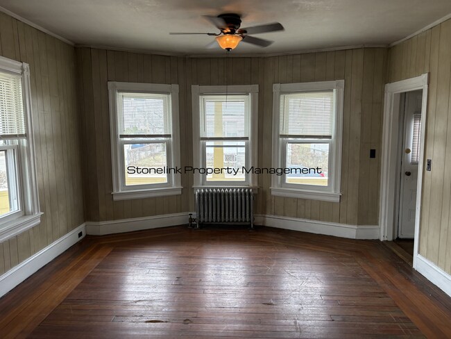 Building Photo - 125-127 Pond Street