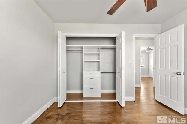 Building Photo - 990 Akard Dr