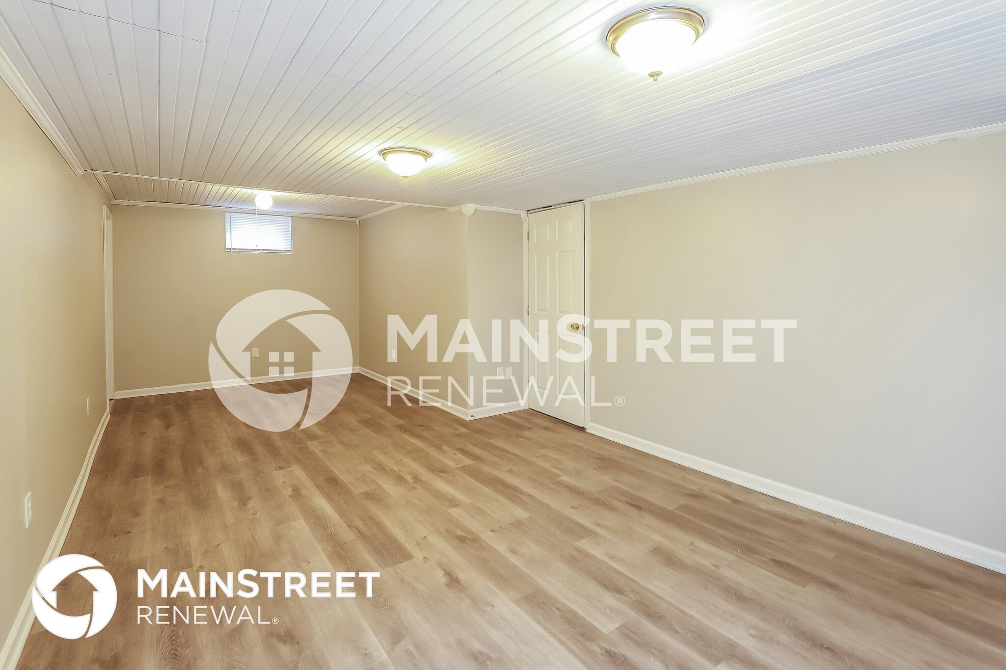 Building Photo - 821 E Northview St