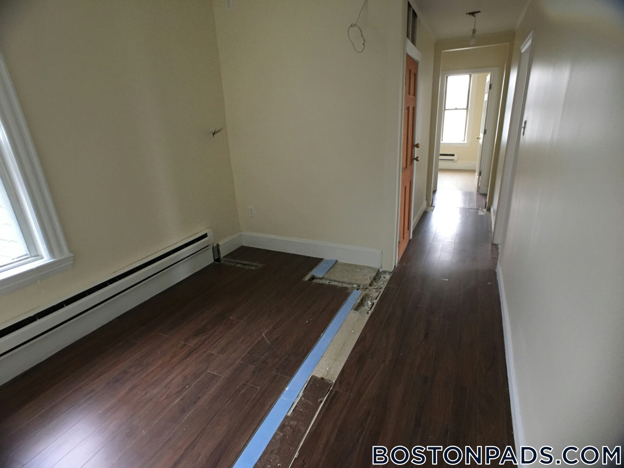 Building Photo - 739 Parker St