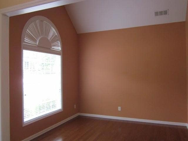 Building Photo - 390 Vinings Vintage Cir SE
