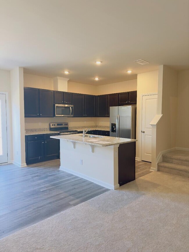 Building Photo - 732 Ambrose Hl Ln