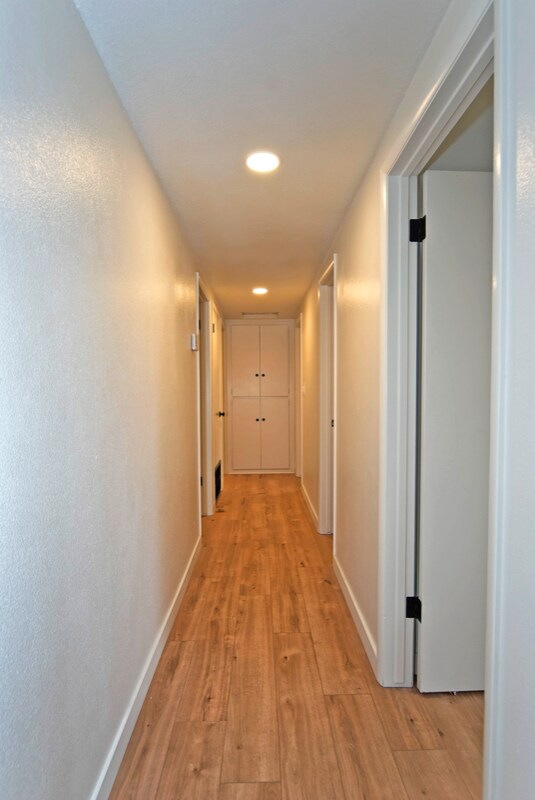 Building Photo - 609 Adaline St