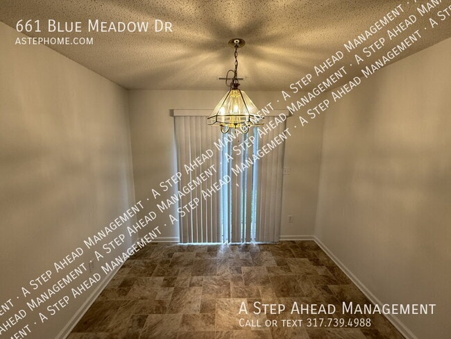 Building Photo - 661 Blue Meadow Dr