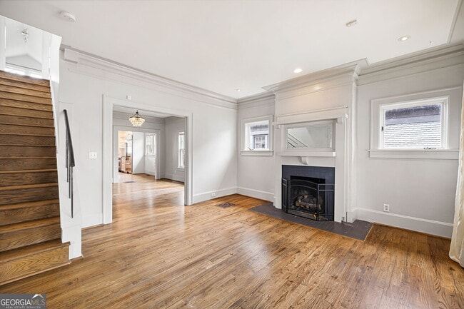 Building Photo - 193 Feld Ave