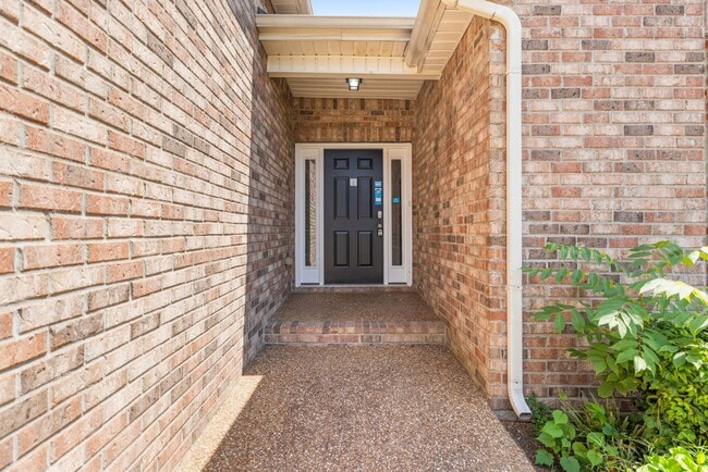 Building Photo - 4013 Kristen St