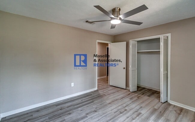 Building Photo - 4 Bed/2 Bath Home in Crossgates in Brandon