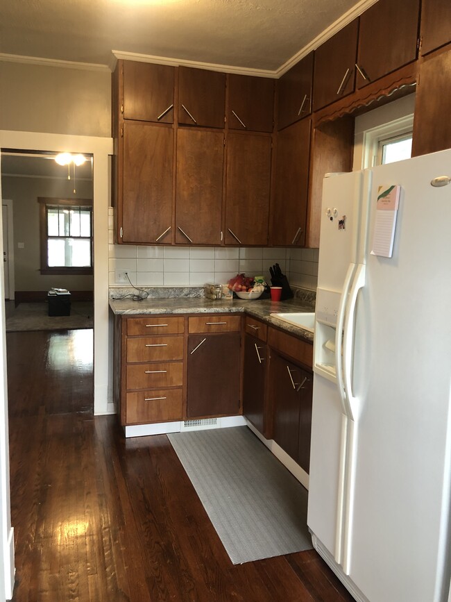 Kitchen - 1327 S 10th St