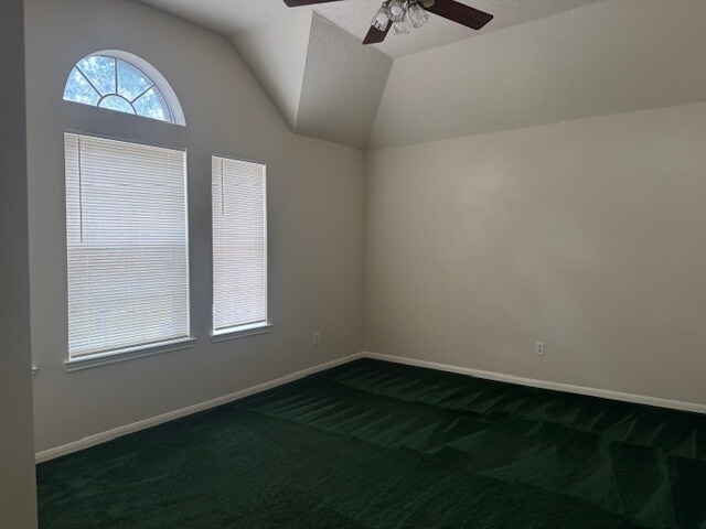 Building Photo - 5022 E Newpark Dr
