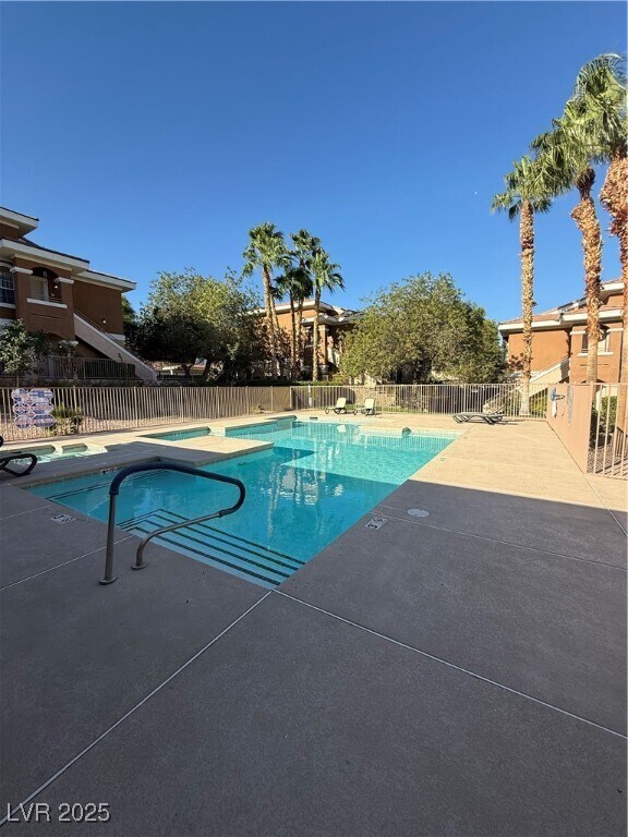 Building Photo - 830 Carnegie St