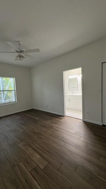 Building Photo - 4967 Pelican Manor