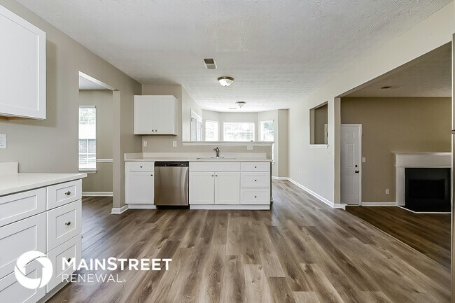 Building Photo - 5587 Orchard Rd