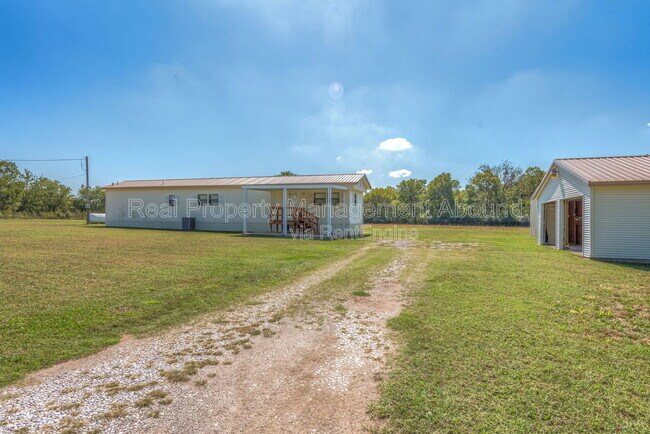 Building Photo - 4608 E 472 Rd