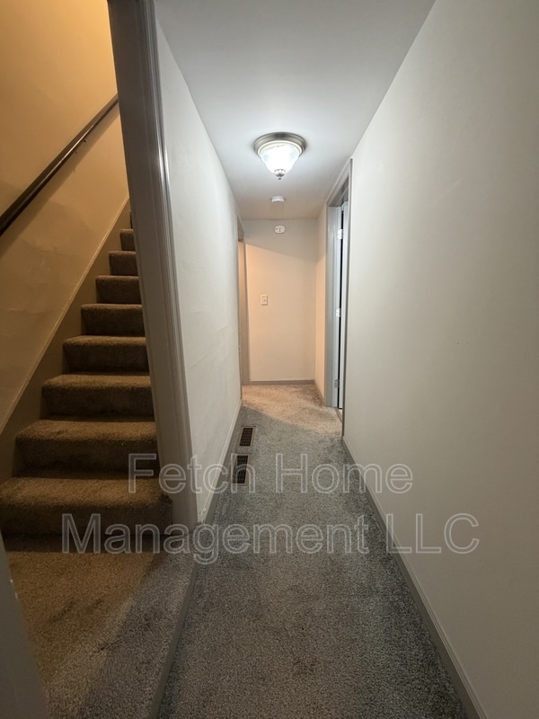 Building Photo - 34 N Lee St