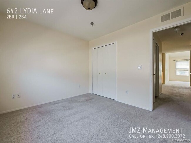 Building Photo - Introducing a beautiful 2 bedroom, 2 bathr...