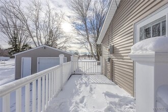 Building Photo - 3582 Upper Mountain Rd