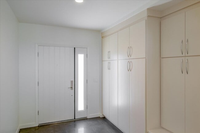 Building Photo - Beautiful Home For Rent in Cupertino with Solar, Pool and Sauna Coming Soon!