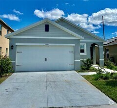 Building Photo - 1440 Berry Ln