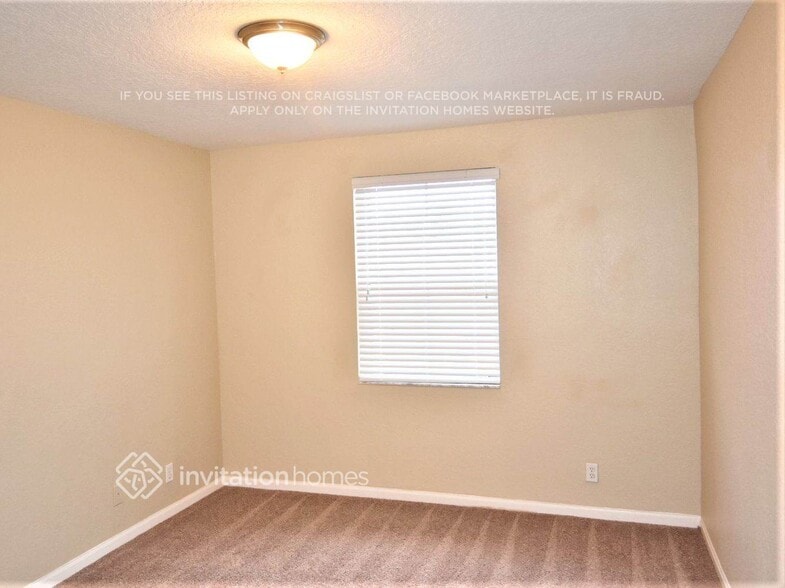 Building Photo - 10658 Pelican Dr