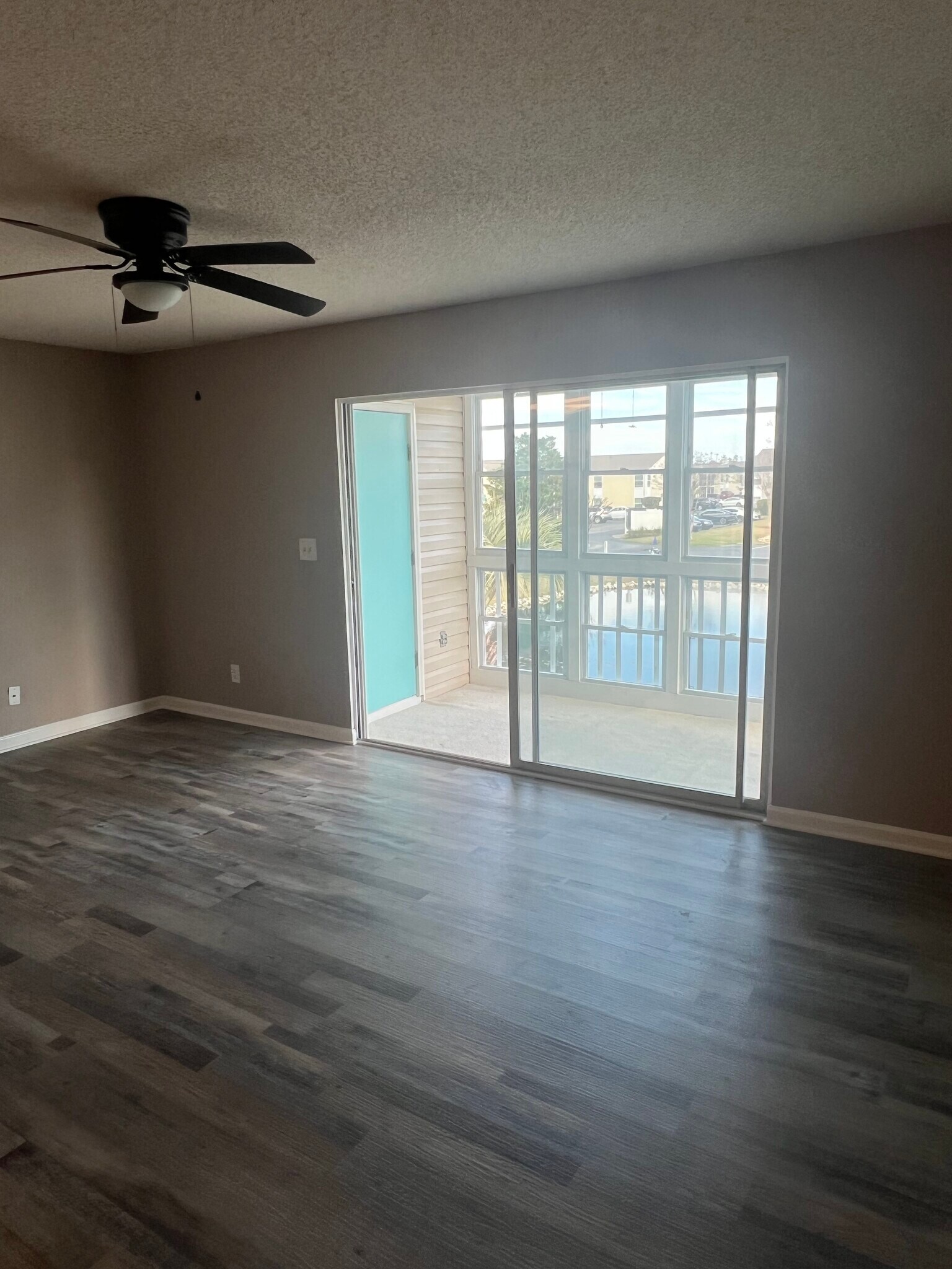 Building Photo - 2257 Huntingdon Dr