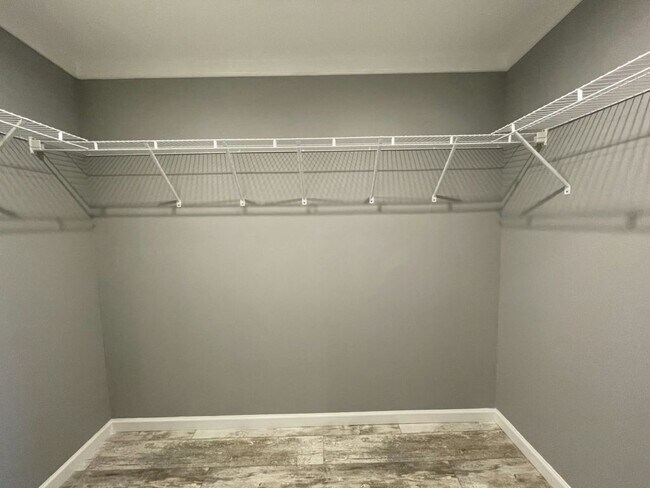 Building Photo - 5558 Whistling Tree Ln