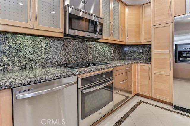 Building Photo - 19051 Los Alimos St