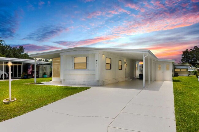 Building Photo - Affordable 2BR/1BA in Orange Blossom section of The Villages