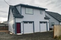 Building Photo - 332-334 SW 12th St