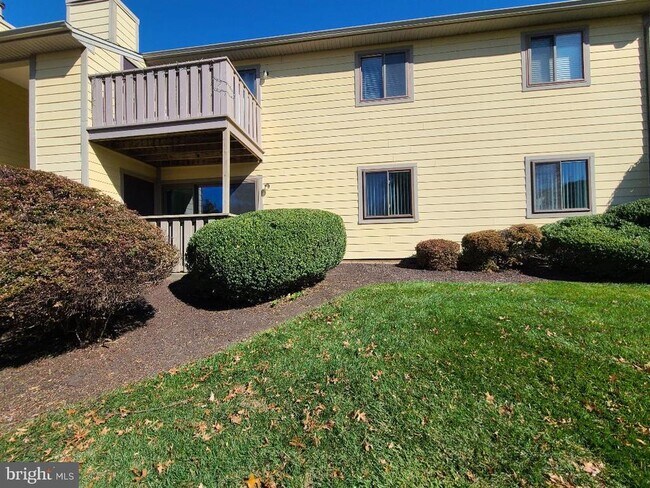 Building Photo - 701 Thornton Ct