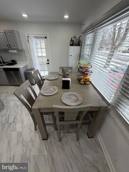 Building Photo - 15309 Alan Dr