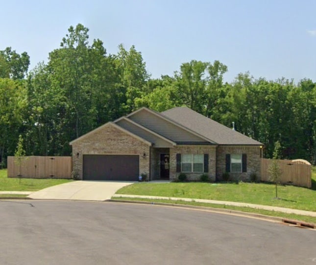 Primary Photo - 178 Crown Way