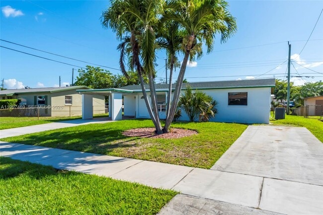 Building Photo - 1820 NW 35th Terrace