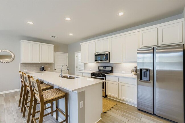 Building Photo - 2717 Grizzly Wy